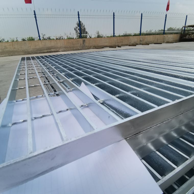 鍍鋅格柵板廠家的產(chǎn)品包裝創(chuàng)新