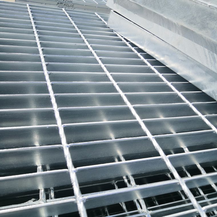 鍍鋅格柵板廠家的服務(wù)質(zhì)量提升策略